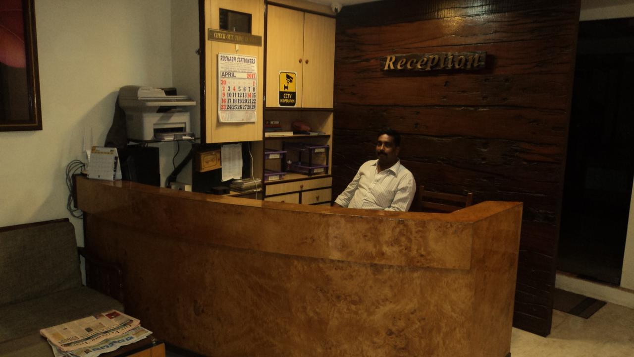 Benazeer Hotel Bombay Exterior foto